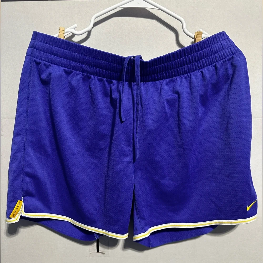 Women’s Vintage Nike Livestrong Athleticc shorts
Size XL - Picture 1 of 5